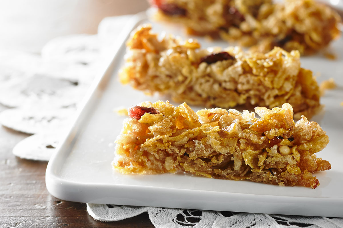 Honey Cereal Snack Bars (with video) - My Spice it up!
