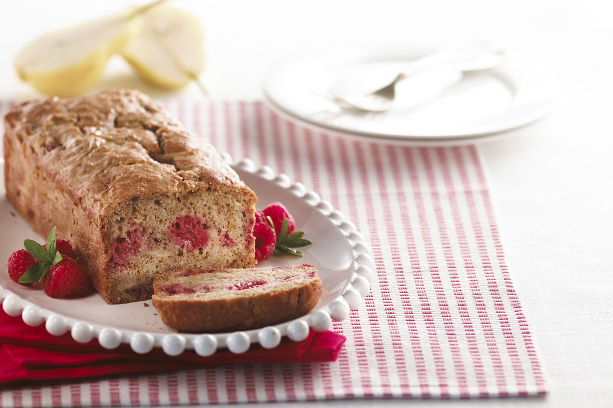 Spiced Pear and Raspberry Loaf - My Spice it up!